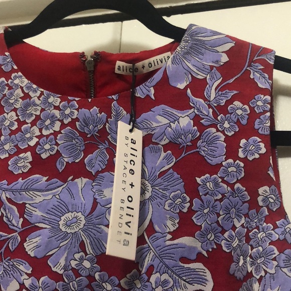 alice + olivia Coley Floral Sleeveless Dress - Picture 6 of 7